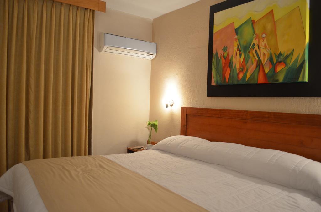 Hotel Meson De La Chinantla Tuxtepec ภายนอก รูปภาพ