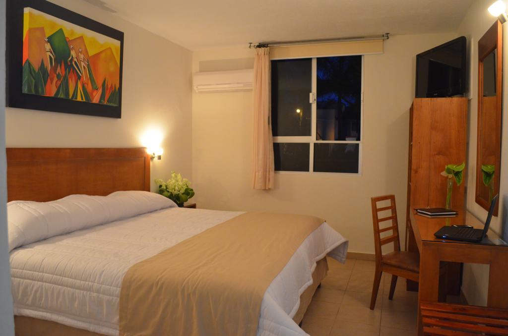 Hotel Meson De La Chinantla Tuxtepec ภายนอก รูปภาพ