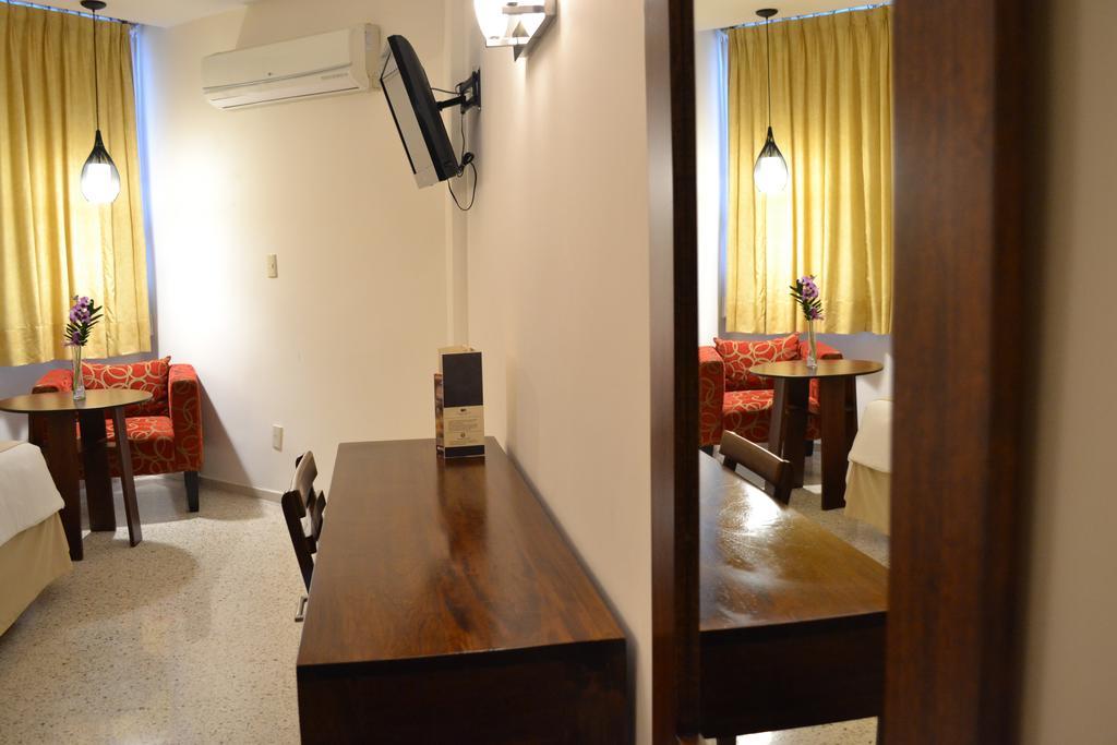Hotel Meson De La Chinantla Tuxtepec ภายนอก รูปภาพ